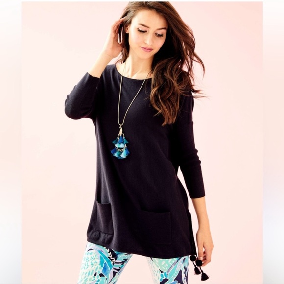Lilly Pulitzer Sweater Pullover Elba
Tunic Tassel Navy Blue Knit size M - Picture 9 of 10